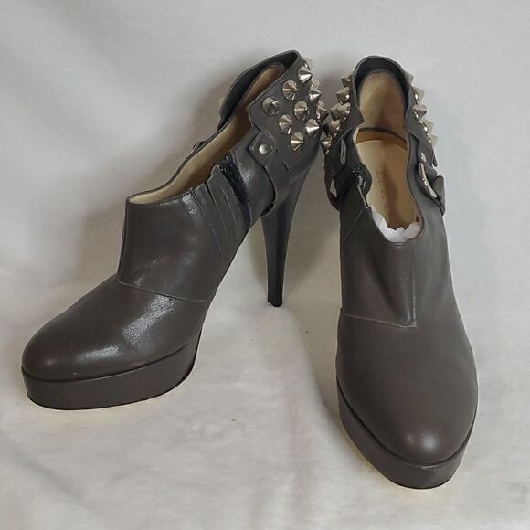 Be & D Gray Leather Platform Heels - Picture 4 of 8
